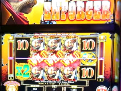 285 Gratis Spins keng Kautioun am Jackpot City Casino